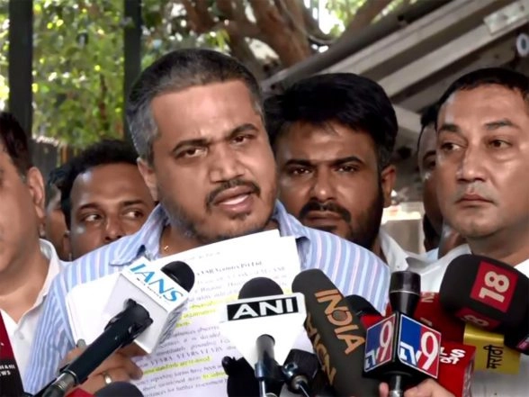 India News | NCP (SP) MLA Rohit Pawar Alleges Police Refusal to Register FIR in Ajit Pawar Plane Crash Case