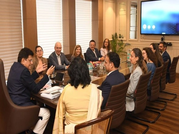 World News | 'Encouraging to See Both Sides Working Closely': Union Minister Piyush Goyal on India-Israel FTA Negotiations