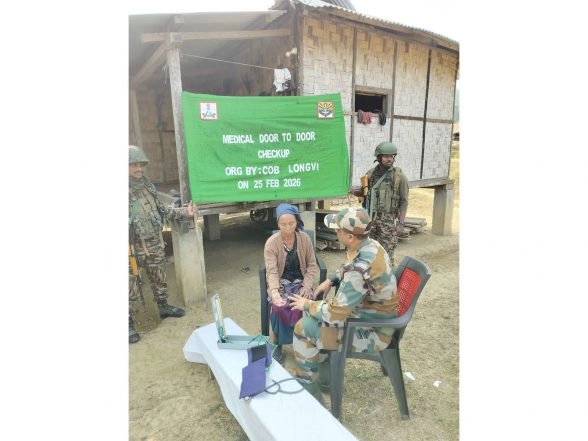 India News | Arunachal Pradesh: Assam Rifles Conducts Door-to-door Medical Check-up at Changlang