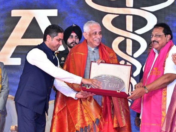 India News | Medical Profession Filled with Challenges, Opportunities: Andhra Governor Abdul Nazeer