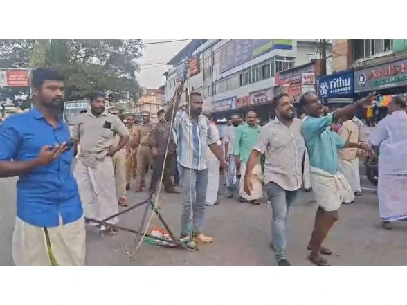 India News | Kerala: LDF Workers Vandalise Youth Congress Flagpoles, Posters in Adoor