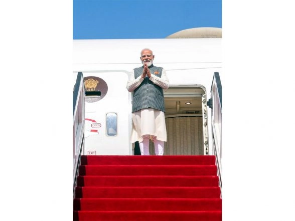 World News | PM Modi Becomes First World Leader to Cross 100 Million Followers on Instagram