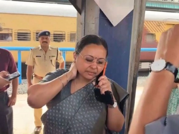 India News | Kerala: Kannur Police Book 5 KSU Leaders for Attempt to Murder in Connection with Alleged Assault on Minister for Health