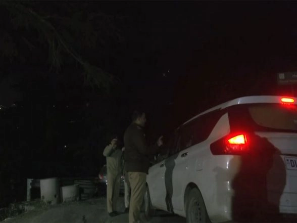 India News | Delhi Police Team Stopped on NH-5 by Shimla Police Amid FIR Row; Transit Remand Granted for Three IYC Workers