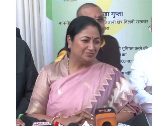 India News | Delhi CM Rekha Gupta Inaugurates Underground Wiring Project in Chandni Chowk