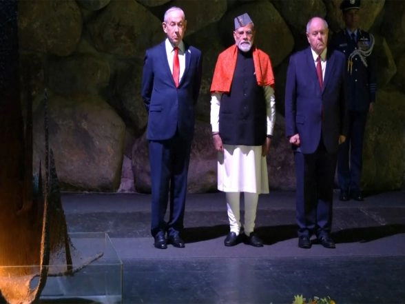 World News | PM Modi Pays His Respects at Yad Vashem-Israel's Holocaust Memorial