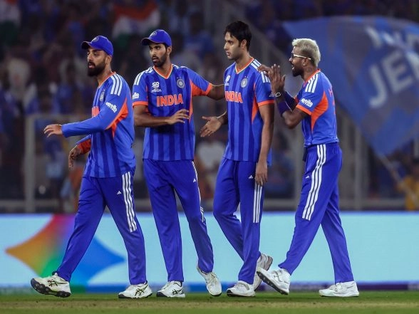 Sports News | T20 WC: Zimbabwe Win Toss; Puts India to Bat in Super 8 Clash