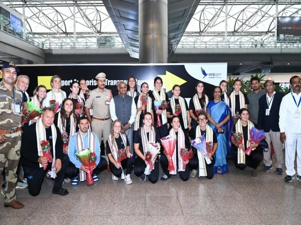 Sports News | Uruguay Women's Hockey Team Arrives in Hyderabad for FIH World Cup Qualifiers Hyderabad