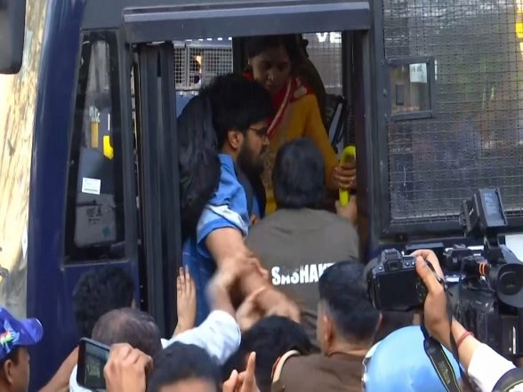 India News | JNUSU Calls Second March Against Detention of over 50 Students Following Protests Against VC