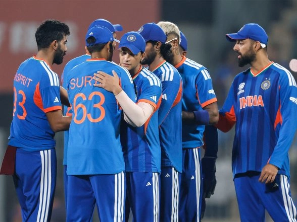 Sports News | T20 WC: India Keep Semifinal Hopes Alive with Clinical 72-run Win over Zimbabwe; Abhishek, Pandya, Arshdeep Shine