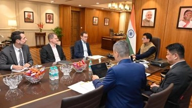 Business News | Piyush Goyal Meets Zurich Airport International MD, Discusses Future Investment in Noida International Airport