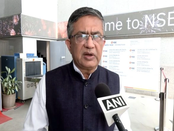 Business News | India Poised for Major Leap in AI, to Become Global Services Powerhouse Like IT Revolution: NSE MD & CEO Ashish Kumar Chauhan