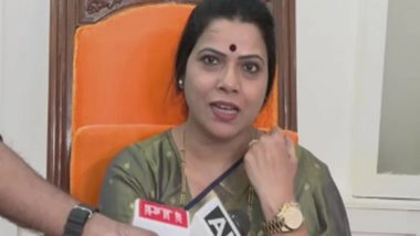 India News | Mumbai Mayor Ritu Tawde Dismisses Reports on Using Expensive Watch, Says Its a Gift from Her Children