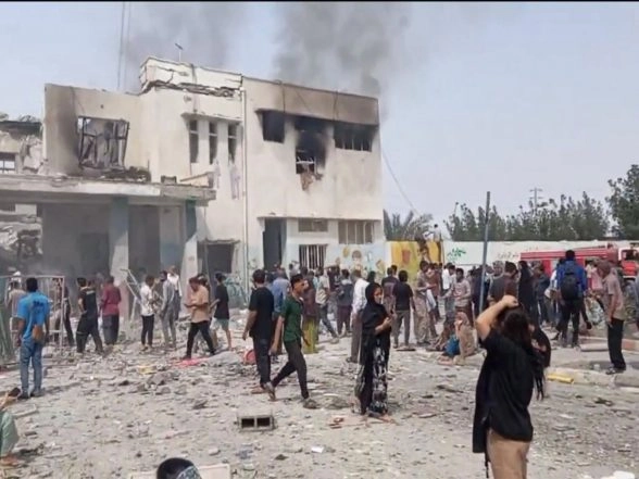 World News | Iran's Foreign Minister Alleges 'dozens' Killed in Israeli Strike on School