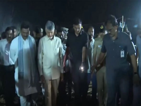 India News | Andhra Pradesh: CM Naidu Visits the Fire Accident Area, Offers Condolences