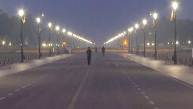 Delhi Air Pollution: Air Quality Remains ‘Poor’ in National Capital, AQI at 209 (Watch Videos)