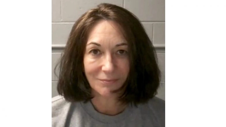 Epstein Files: Ghislaine Maxwell Says She Will Clear Donald Trump’s Name of Any Wrongdoing for Clemency