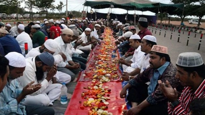 Ramadan 2026: Muslim Government Employees in Telangana, Andhra Pradesh Allowed to Leave Early During Holy Month of Ramzan
