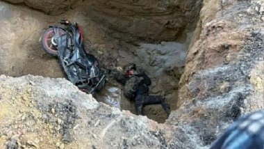 Kamal Dhayani Death: Bank Employee on Bike Falls to Death in DJB Project Pit in Janakpuri; Delhi Government Suspends 3, Orders Probe (Watch Video)