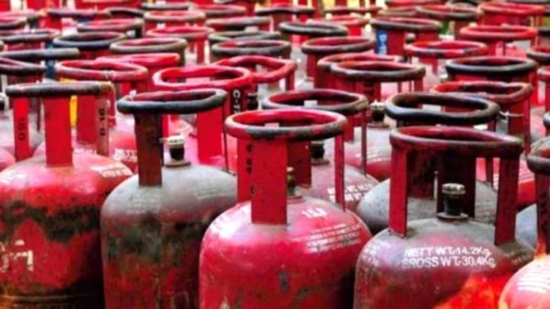 Commercial LPG Price Hiked by INR 49: 19 Kg Cylinder Now Costs INR 1,740.50 in Delhi, Domestic LPG Rates Unchanged