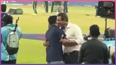 Rohit Sharma Spotted Hugging Wasim Akram Amid BCCI's No Handshake Policy With Pakistan (Watch Video)