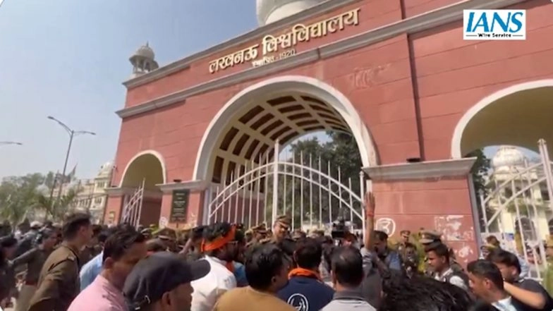 Namaz Row at Lal Baradari: Lucknow University Issues Notices to 13 Students for Offering Namaz at Historic Structure, INR 50,000 Bond Ordered