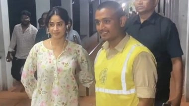 Janhvi Kapoor Birthday: Actress Climbs 3,500 Steps Barefoot To Seek Blessings at Tirumala Temple