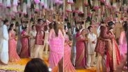Arjun Tendulkar-Saaniya Chandhok Marriage Video: Sachin Tendulkar and Wife Anjali Beam with Pride During Son's Varmala Ceremony