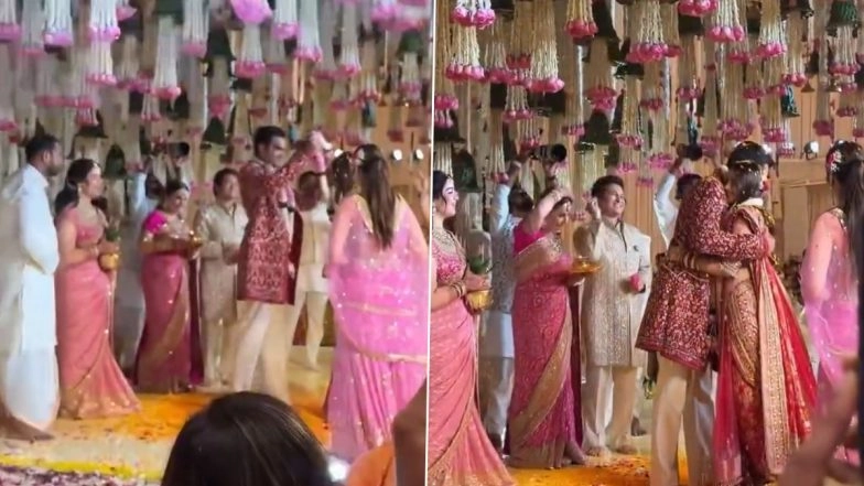 Arjun Tendulkar-Saaniya Chandhok Marriage Video: Sachin Tendulkar and Wife Anjali Beam with Pride During Son's Varmala Ceremony