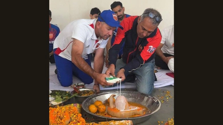 Ricky Ponting Participates in Puja Ahead of IPL 2026 Along With Punjab Kings Players
