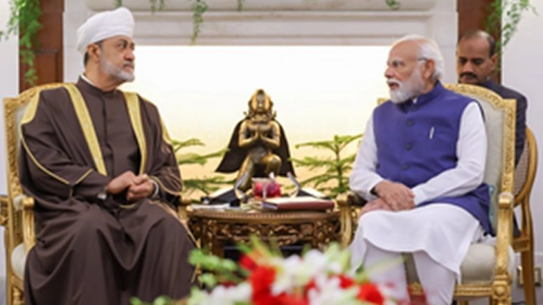 Middle East Conflict: PM Narendra Modi Speaks With Oman Sultan Haitham Bin Tarik, Kuwait Crown Prince Sheikh Sabah As Welfare and Security of Indian Community in Focus