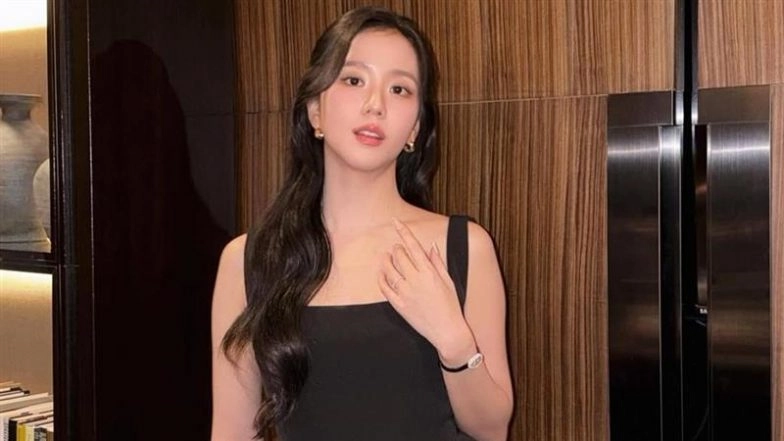 BLACKPINK&rsquo;s Jisoo Says She Is Ready for Bollywood During &lsquo;Boyfriend on Demand&rsquo; Promotions (Watch Video)