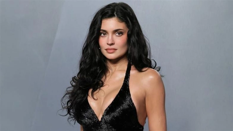 Kylie Jenner Lists Hidden Hills Mansion for USD 20.2 Million - a Look Inside Her Luxury Estate