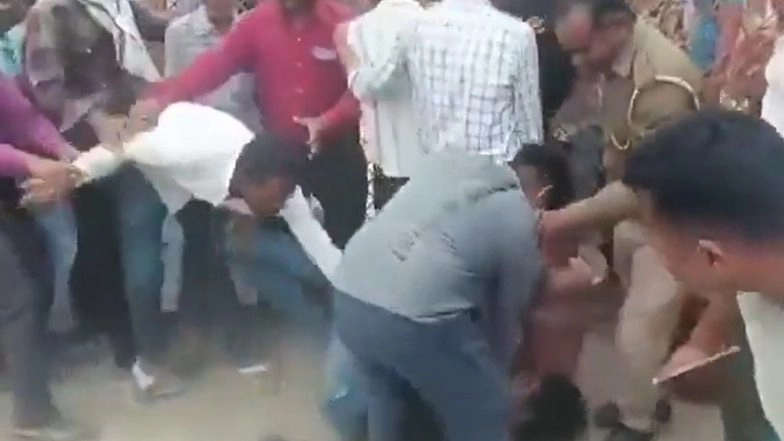 Gas Cylinder Chaos in Gorakhpur: Youth Knocked to Ground, Thrashed During Queue Fight Amid LPG Shortage Tension; Video Goes Viral