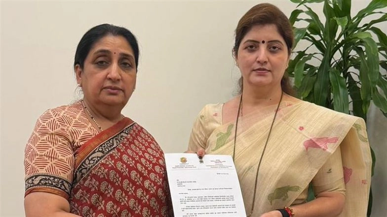Rupali Chakankar Resigns Over Ashok Kharat Viral Videos Scandal: Why Did Maharashtra State Commission for Women Chief Stepped Down?