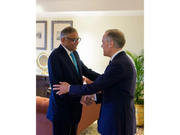 Business News | Canada PM Carney, Tata Group Chairman Chandrasekaran Discuss Potential Partnership