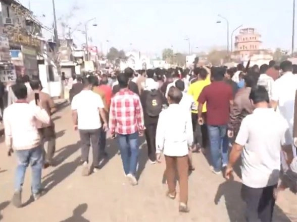 India News | Massive Protests Hit Lucknow Streets: Shia Community Condemns US-Israel Strikes, Demands Global Justice for Khamenei