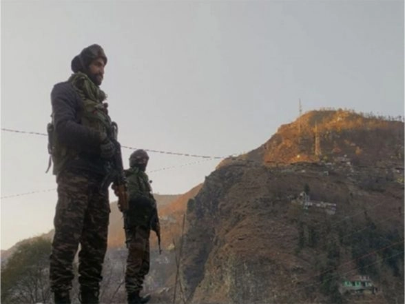 India News | High Alert at LoC: Indian Army Thwarts Multiple Pakistani Drone Intrusion Attempts in J-K