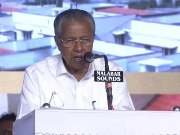 India News | Kerala CM Pinarayi Vijayan Urges PM Modi to Safeguard Kerala Expatriates in Gulf Amid Escalating Tensions