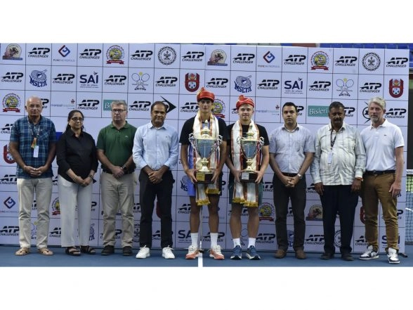 Sports News | Federico Cina Clinches Thrilling Three-set Final to Win MahaOpen ATP Challenger 75 Men's Tennis Championship