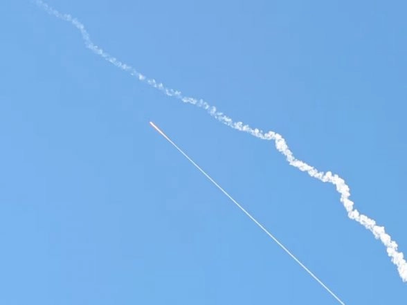 World News | Israel Activates Interception Systems as Iranian Missile Barrages Trigger Nationwide Alerts