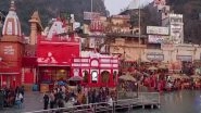 India News | Devotees Take Holy Dip in Haridwar as Lunar Eclipse Sutak Begins, Temples Close Doors