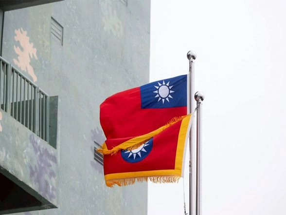 World News | Taiwan Detects 5 Chinese Vessels Around Its Territory