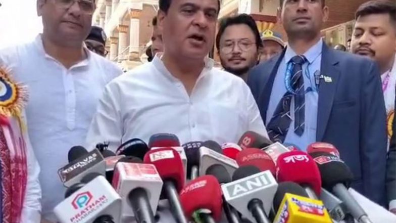 India News | Assam CM Offers Prayers at Batadrava Than on First Day of Falgu Utsav, Extends Holi Greetings
