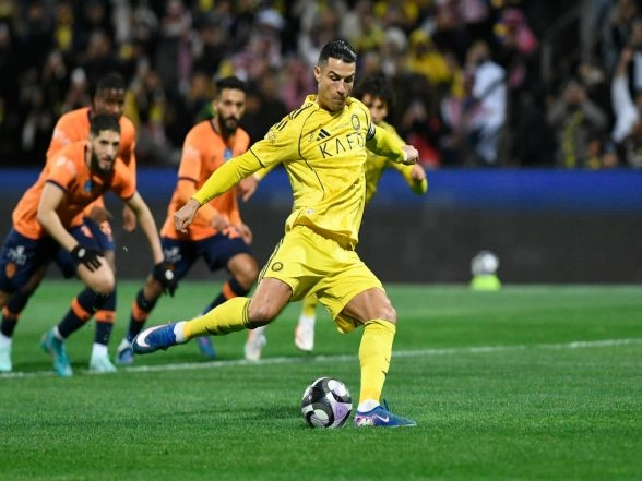 Sports News | Cristiano Ronaldo Diagnosed with Hamstring Injury After Al-Nassr's Win over Al-Fayha