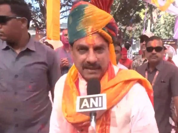 India News | Madhya Pradesh CM Mohan Yadav Celebrates Holi in Bhopal