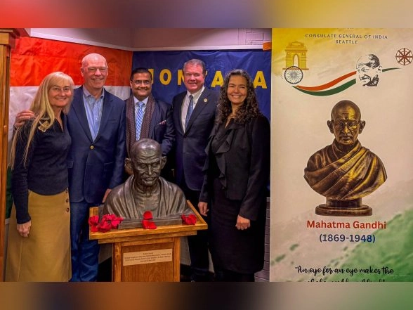 World News | US: First Bust of Mahatma Gandhi Unveiled in Montana