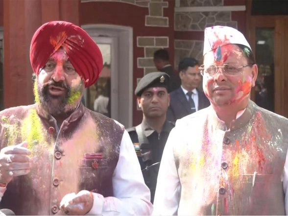 India News | Uttarakhand CM, Governor Celebrated Holi at Lok Bhawan, Extend Greetings