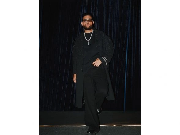 Entertainment News | Did Karan Aujla Hint at a Nighttime Mumbai Show After Complaints from Fans?