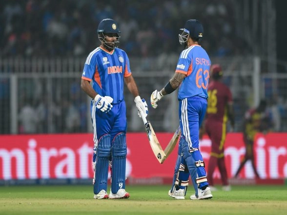 T20 World Cup: England Wins Toss, Bats India First in Semi